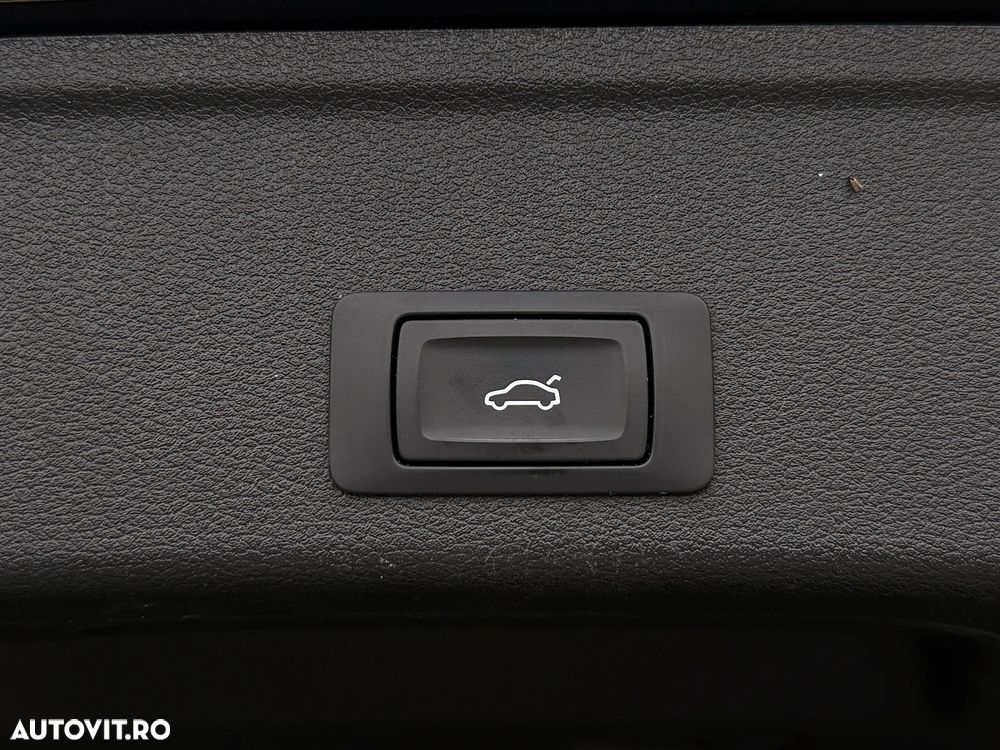 Audi A4 Avant 2.0 TDI DPF clean multitronic Attraction - 35