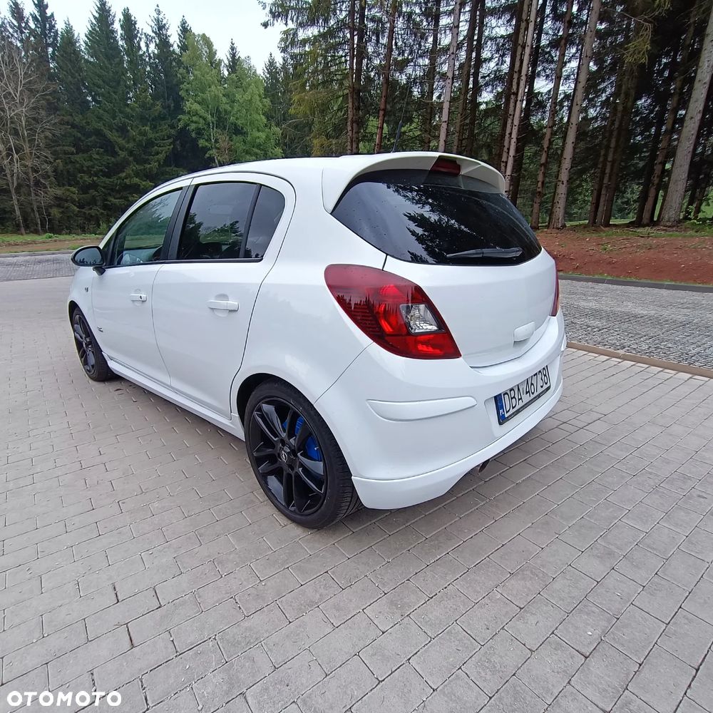 Opel Corsa 1.4 16V Sport - 13