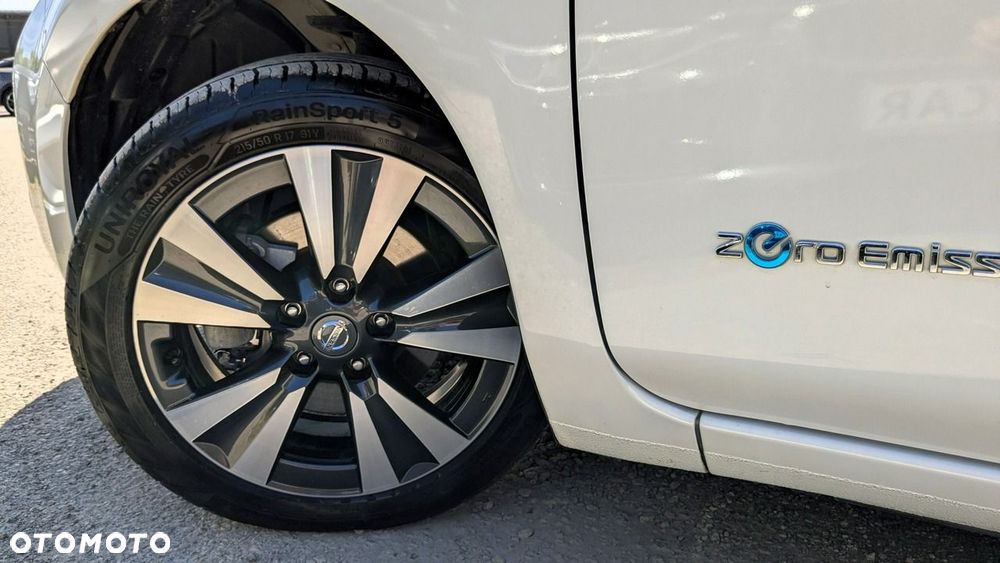 Nissan Leaf - 38