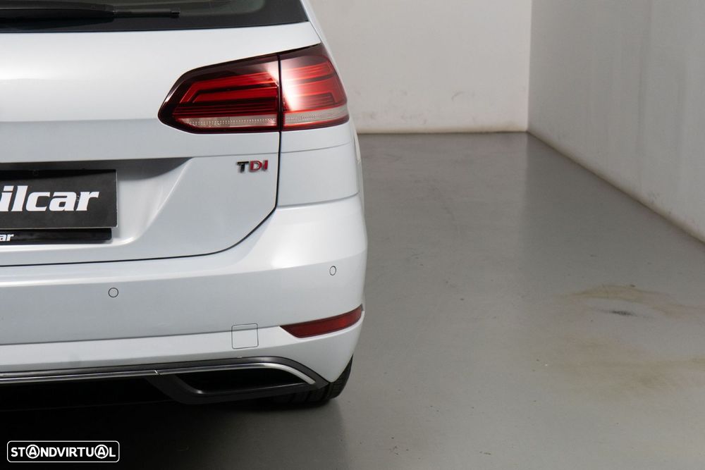 VW Golf Variant 1.6 TDi Confortline - 17