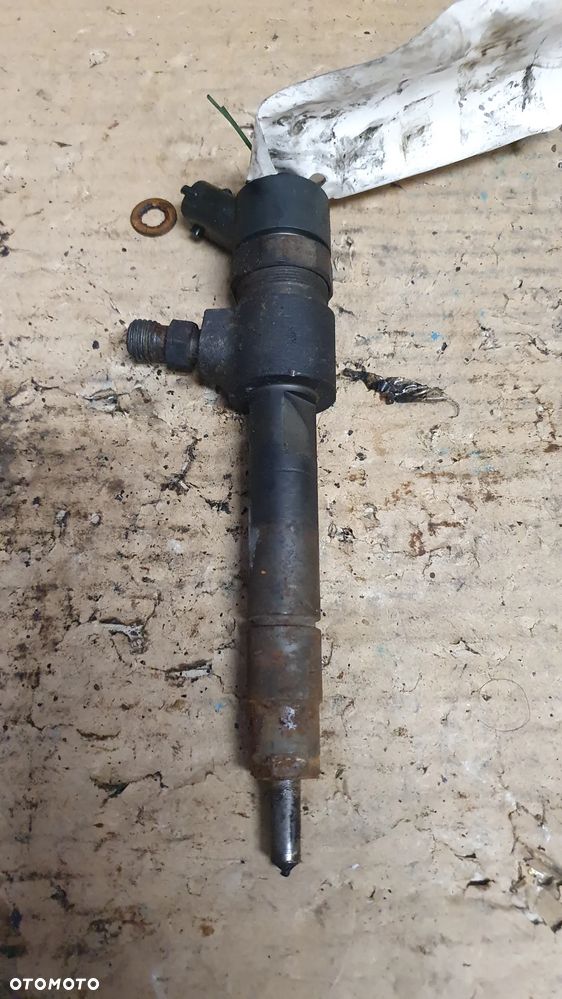 WTRYSK WTRYSKIWACZ OPEL VECTRA C ZAFIRA B Z19 DT 1.9 - 5