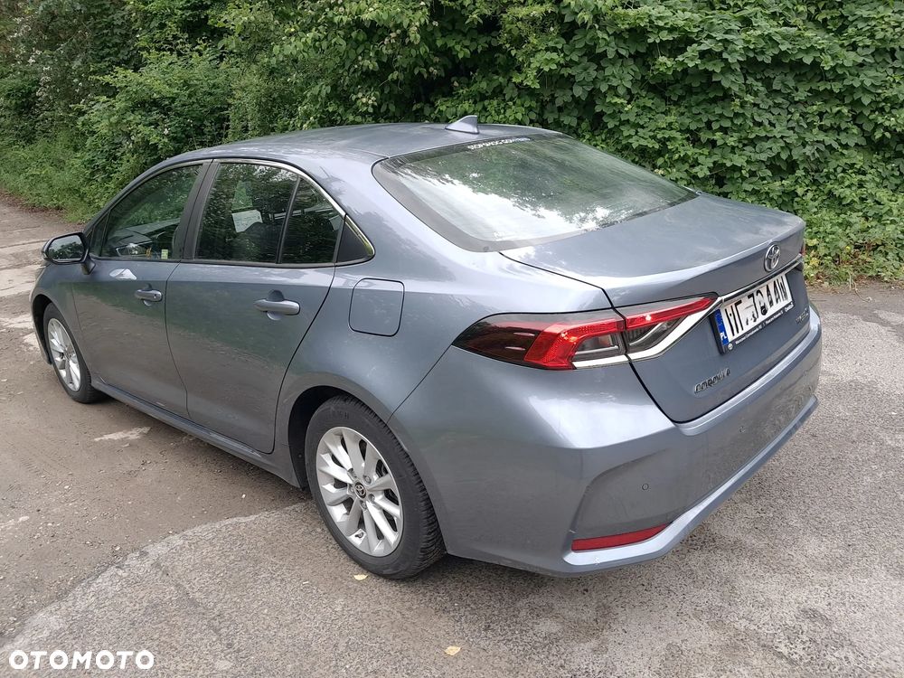 Toyota Corolla - 12