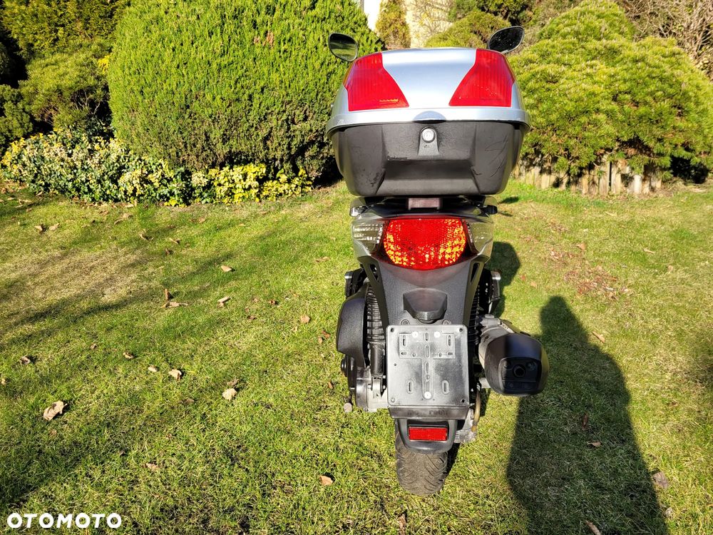 Kymco People - 11