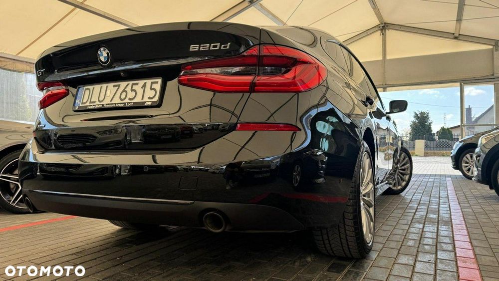 BMW 6GT - 17