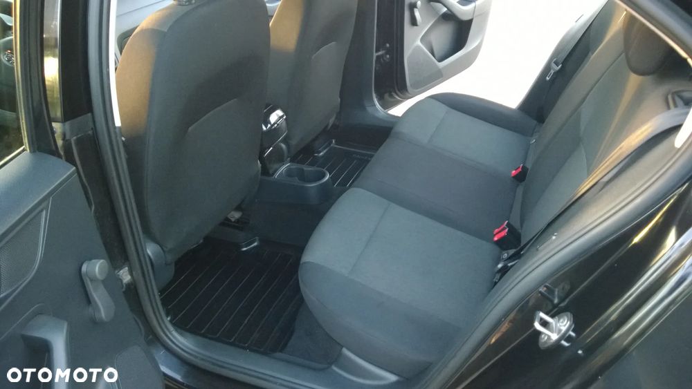 Skoda RAPID - 11