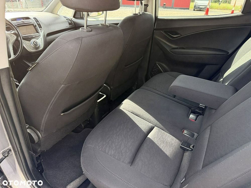 Hyundai ix20 - 11