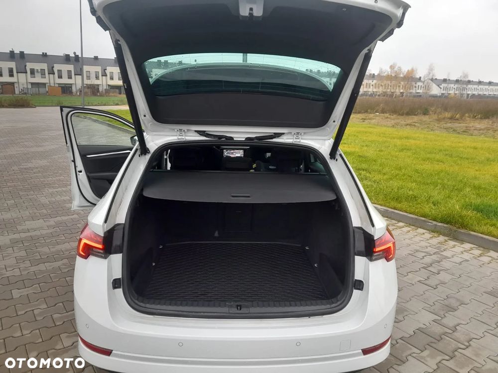 Skoda Octavia 2.0 TDI Style DSG - 5