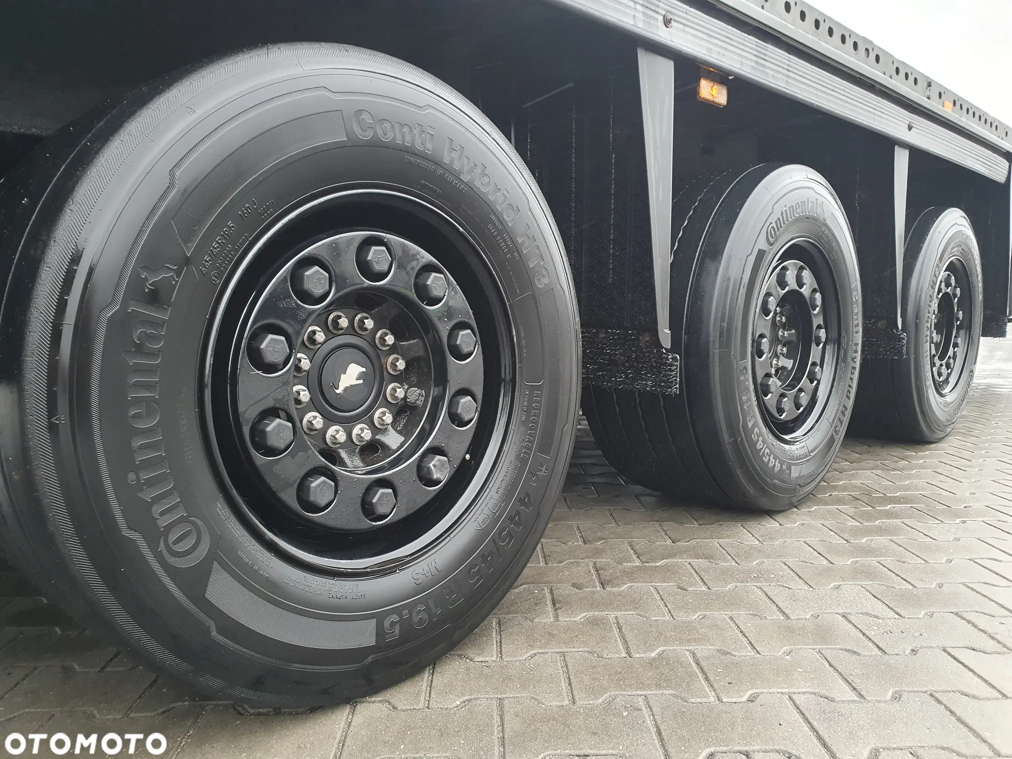 Schmitz Cargobull S01 - 11