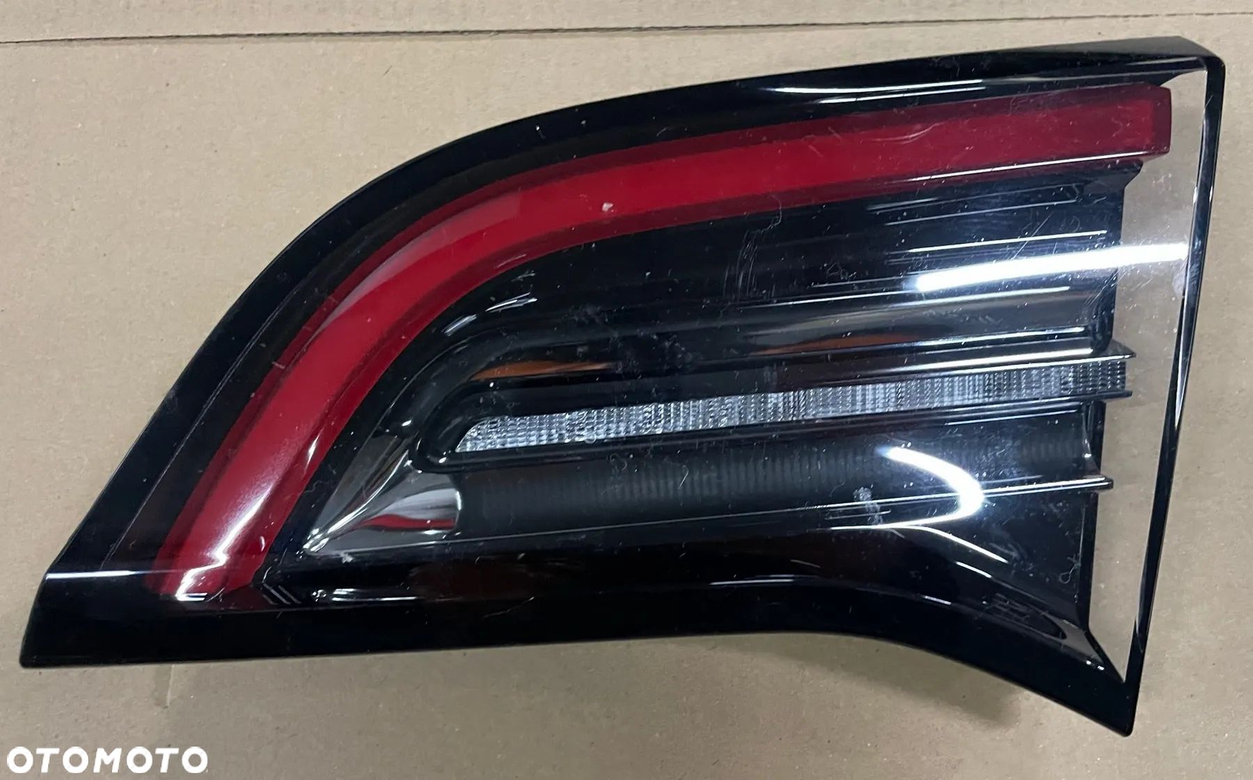 TESLA model Y 3 III lift lampa prawa tył tylna w klapę - 1
