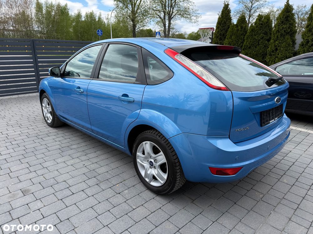 Ford Focus 1.6 16V Style - 10