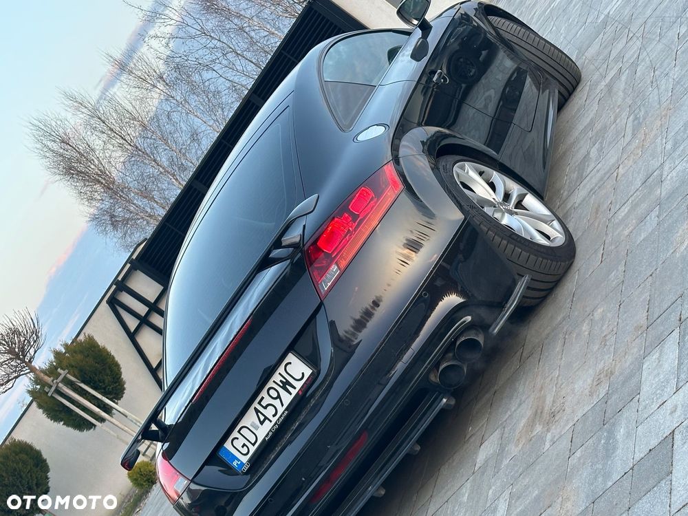 Audi TT S Coupé - 19