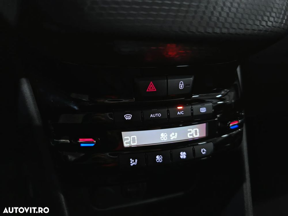 Peugeot 2008 PureTech 110 GPF Stop&Start EAT6 Allure - 22