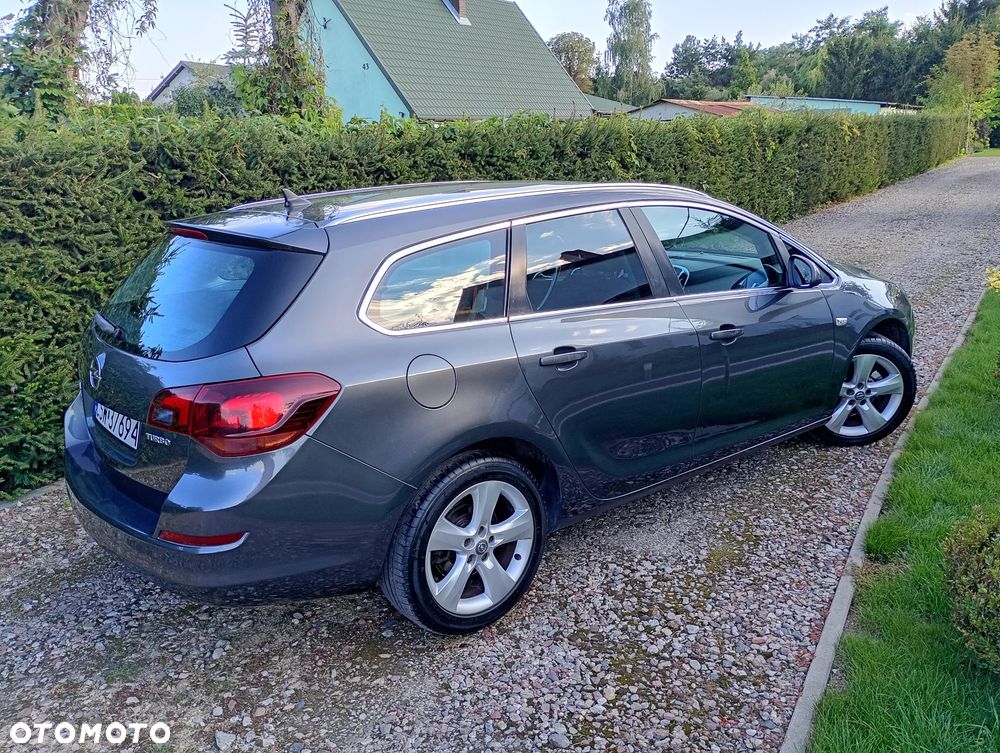 Opel Astra 1.4 Turbo Edition Sport - 3