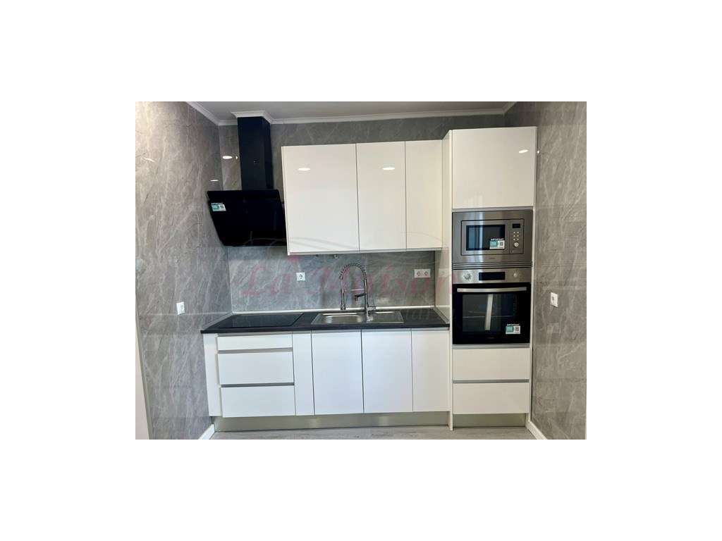 Apartamento T1 na Amadora - Grande imagem: 2/14