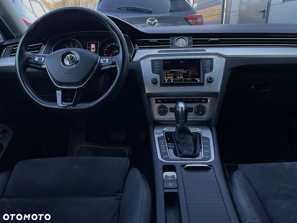 Volkswagen Passat 1.8 TSI (BlueMotion Technology) DSG Comfortline - 36