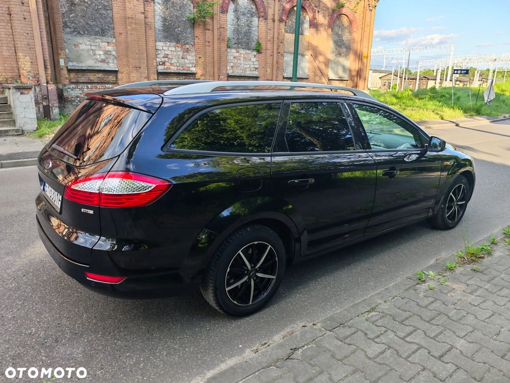 Ford Mondeo 2.0 TDCi Gold X - 12