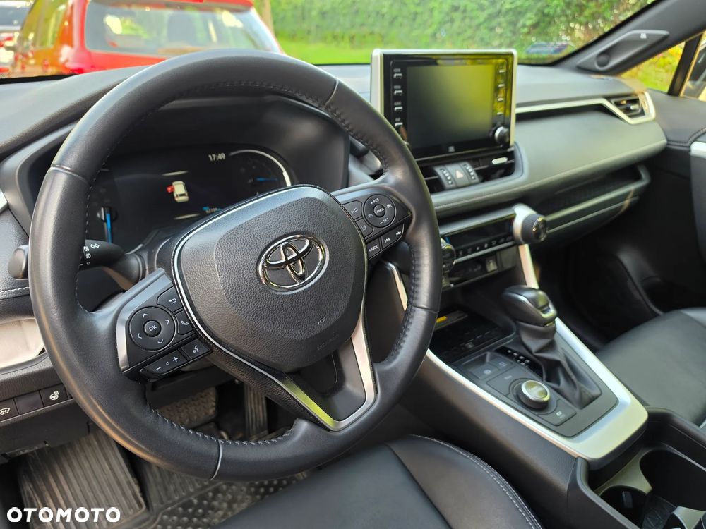 Toyota RAV4 2.5 Hybrid Black Edition by JBL 4x4 - 23