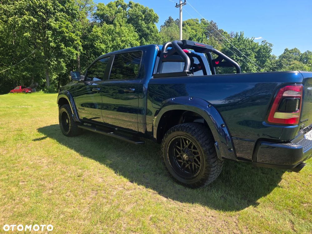 Dodge RAM 5.7 4x4 - 14