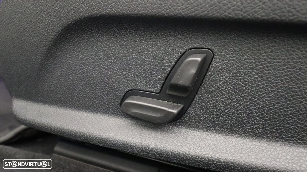 Mercedes-Benz E 220 d AMG Line Aut. - 35
