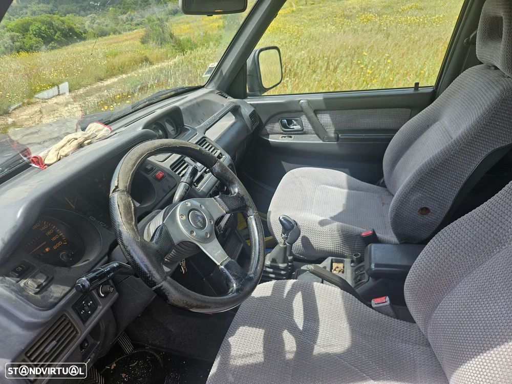 Mitsubishi Pajero 2.8 TD GLS - 9