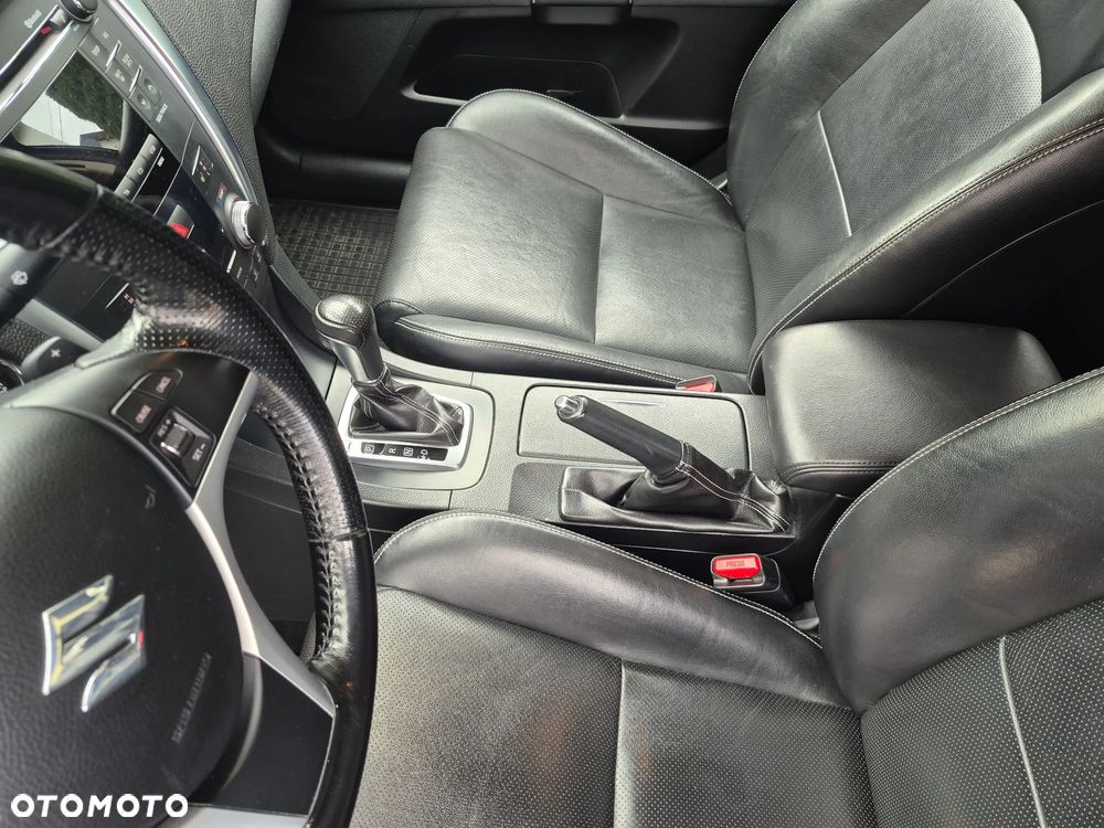 Suzuki Kizashi - 36
