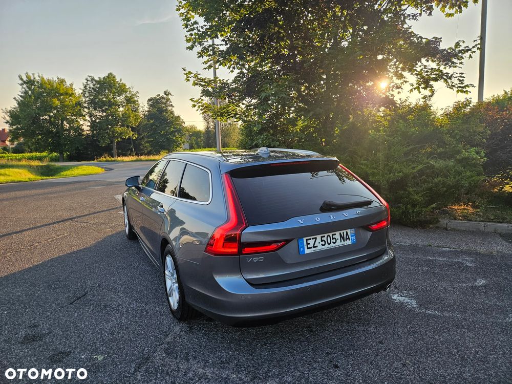 Volvo V90 D3 Geartronic Momentum Pro - 14