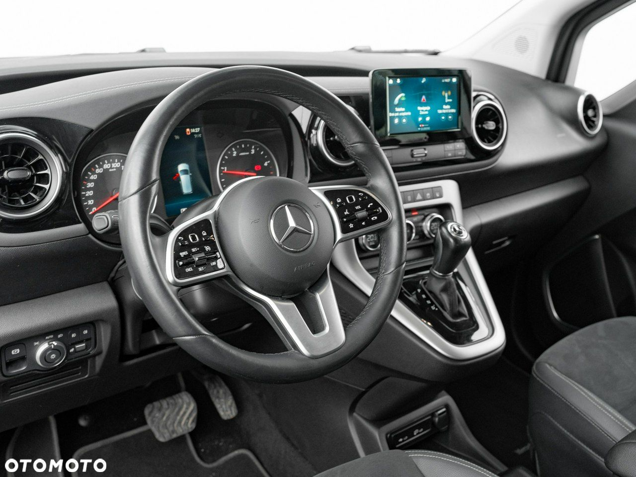 Mercedes-Benz Klasa T 180 d Progressive - 7