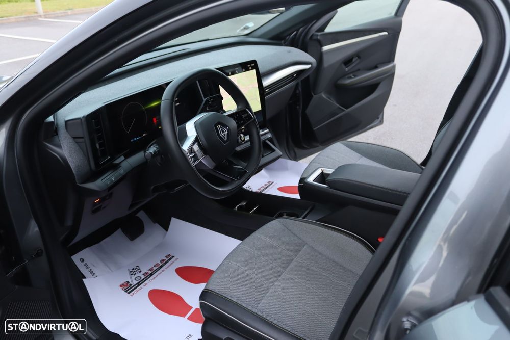 Renault Mégane E-Tech - 23
