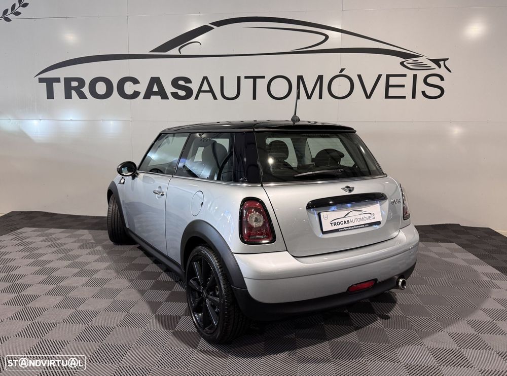 MINI 3 Portas Cooper D - 33