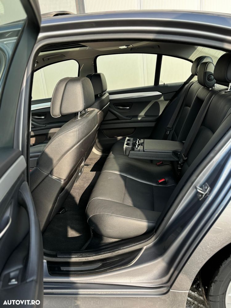 BMW Seria 5 530d xDrive Aut. Luxury Line - 22