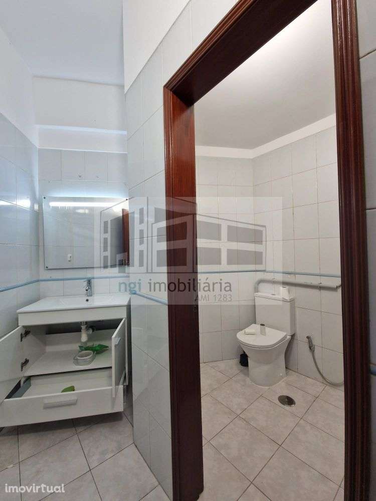 Espaço Multifuncional em Linda a Velha - Oeiras - Grande imagem: 4/16