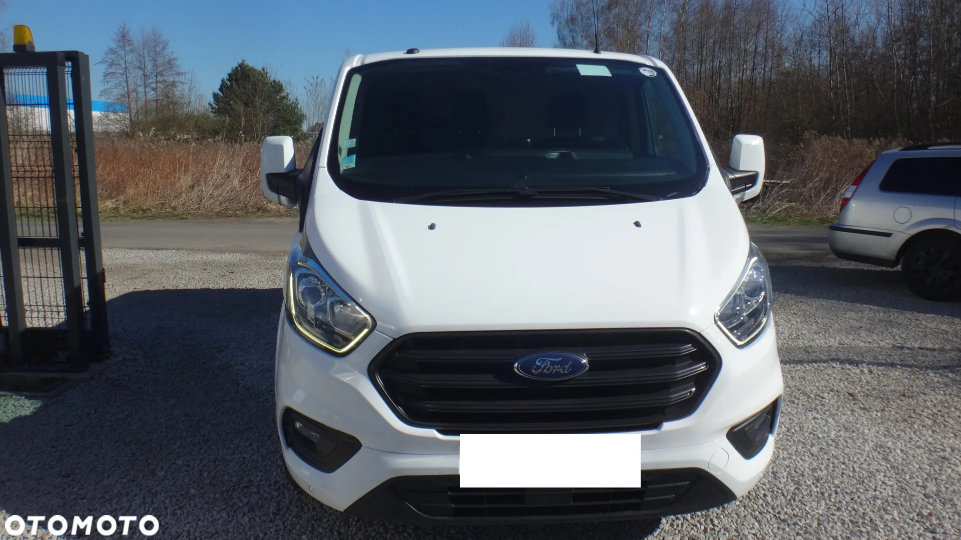 Ford TRANSIT CUSTOM - 3
