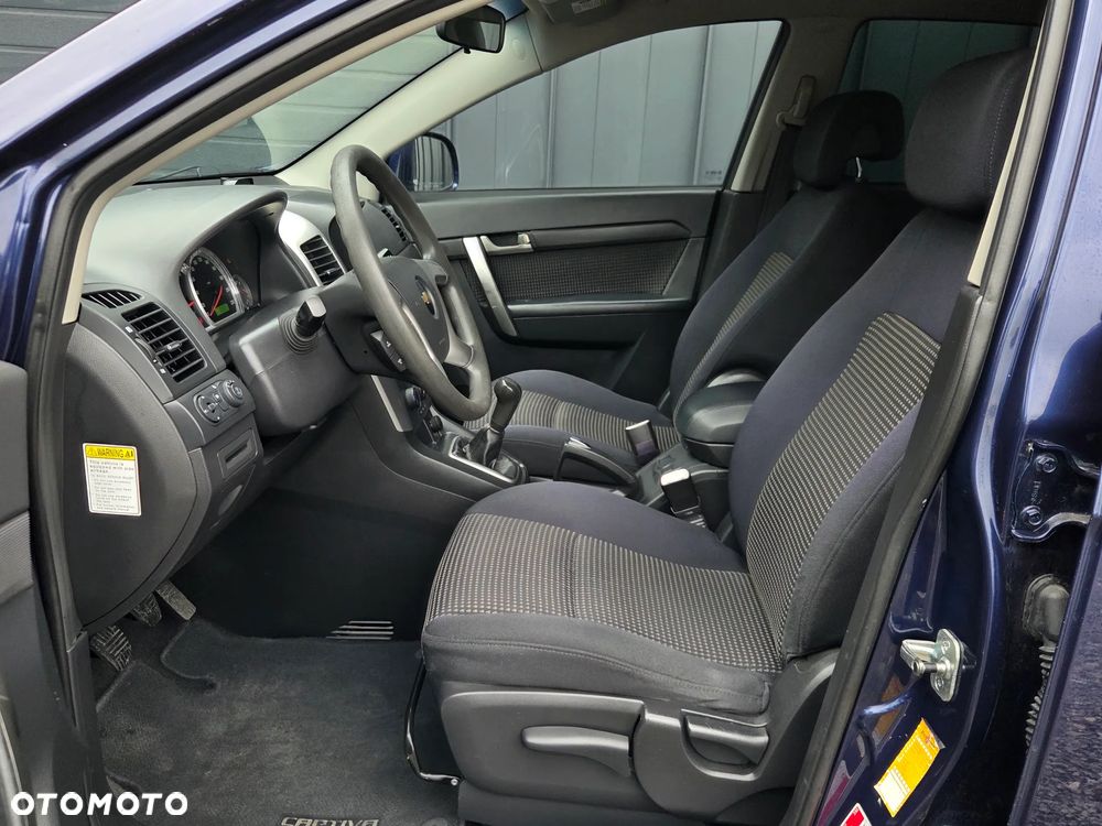 Chevrolet Captiva 2.0 d Base 5os 2WD - 12