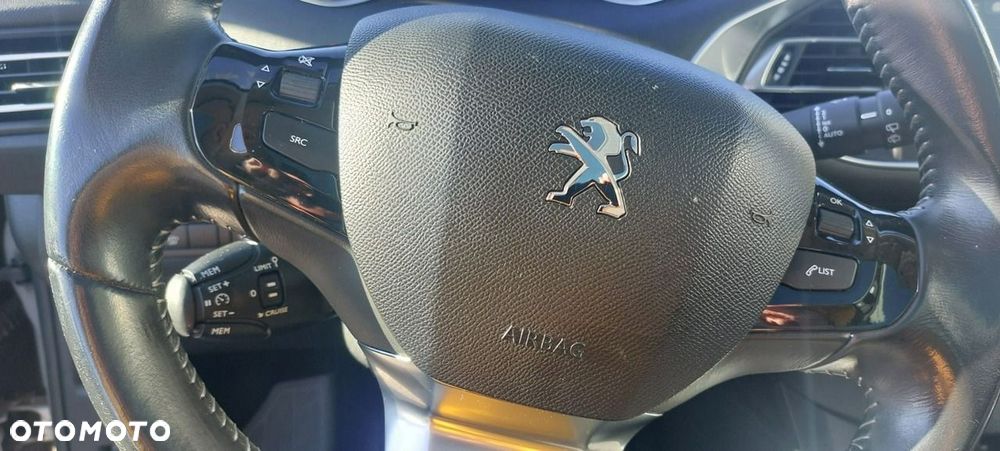 Peugeot 308 HDi FAP 150 Business Line Niveau 2 - 18