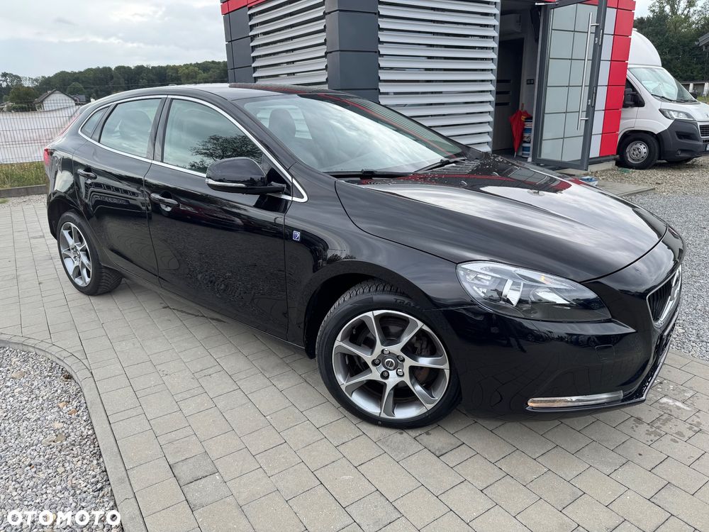 Volvo V40 D2 Drive-E Ocean Race - 3