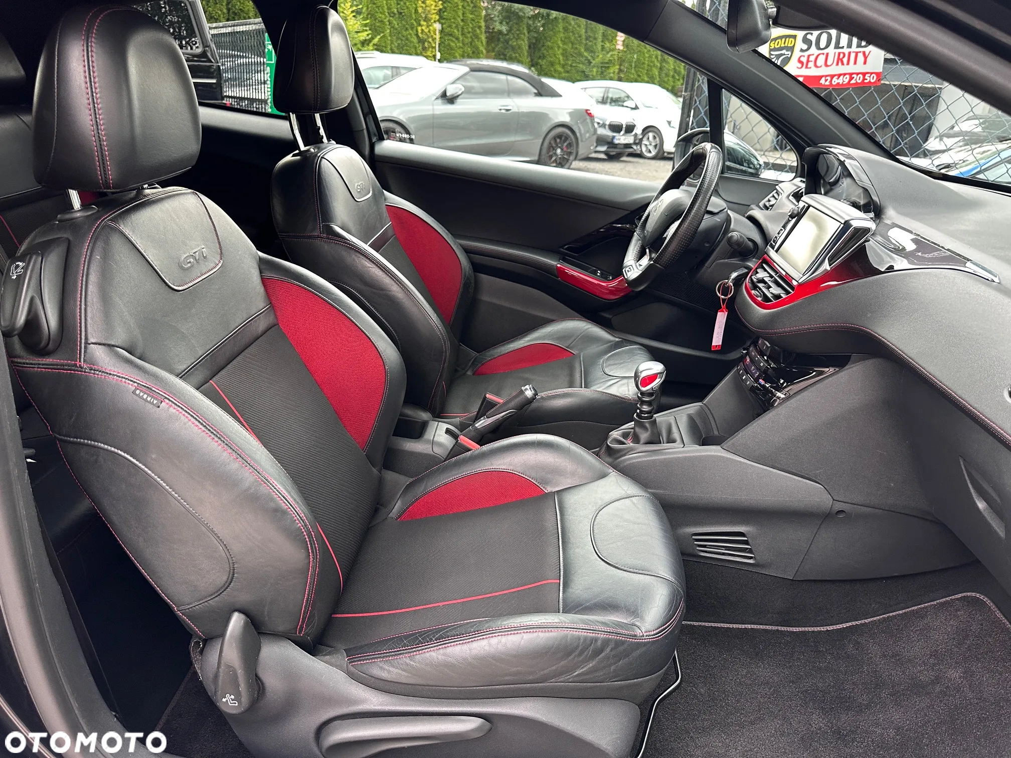 Peugeot 208 1.6 THP GTi - 27
