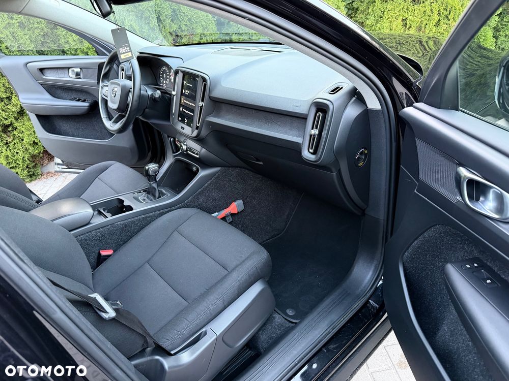 Volvo XC 40 T3 - 26