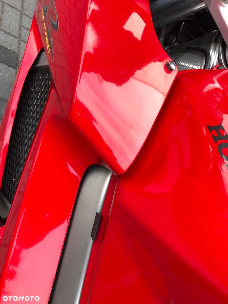 Honda VFR - 5