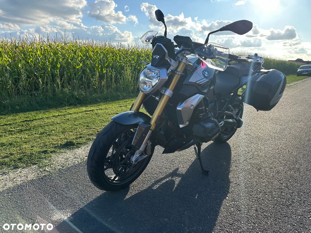 BMW R - 8