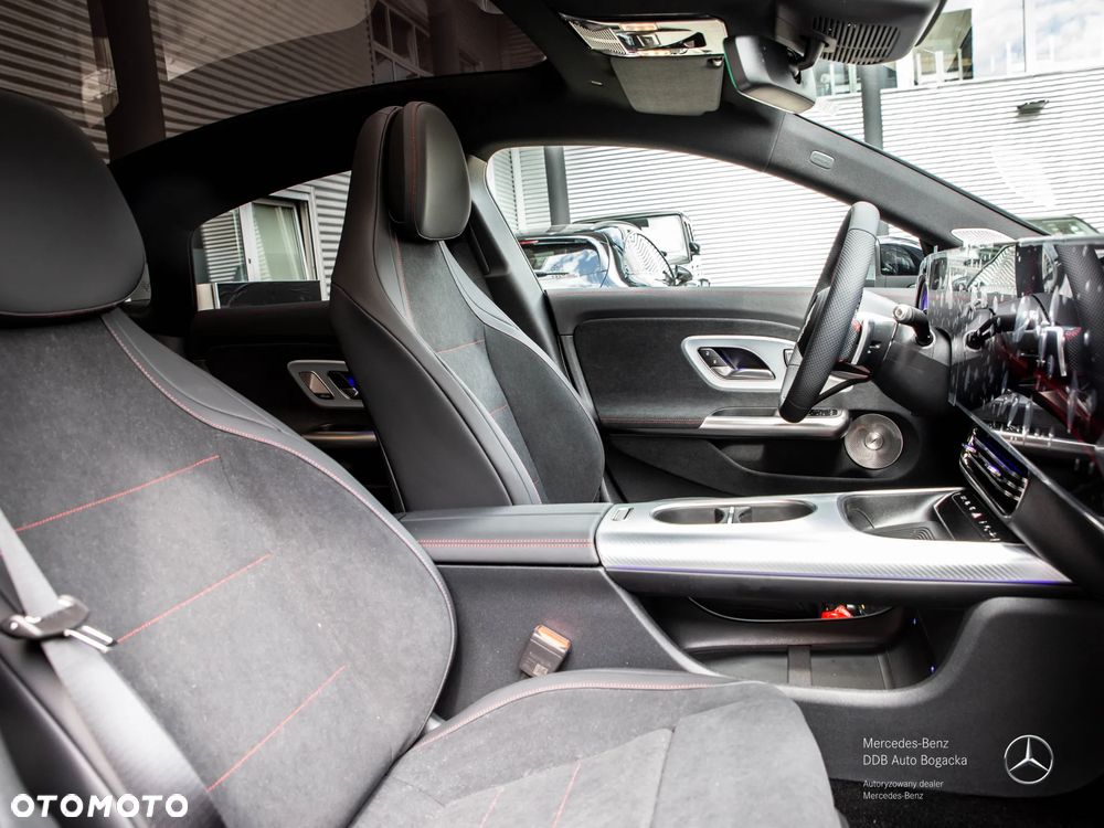 Mercedes-Benz CLA 200 mHEV 8G-DCT - 7