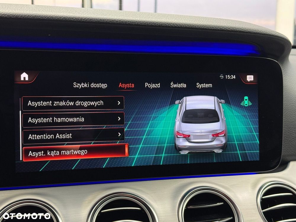 Mercedes-Benz Klasa E 220 d AMG/Avantgarde - 33