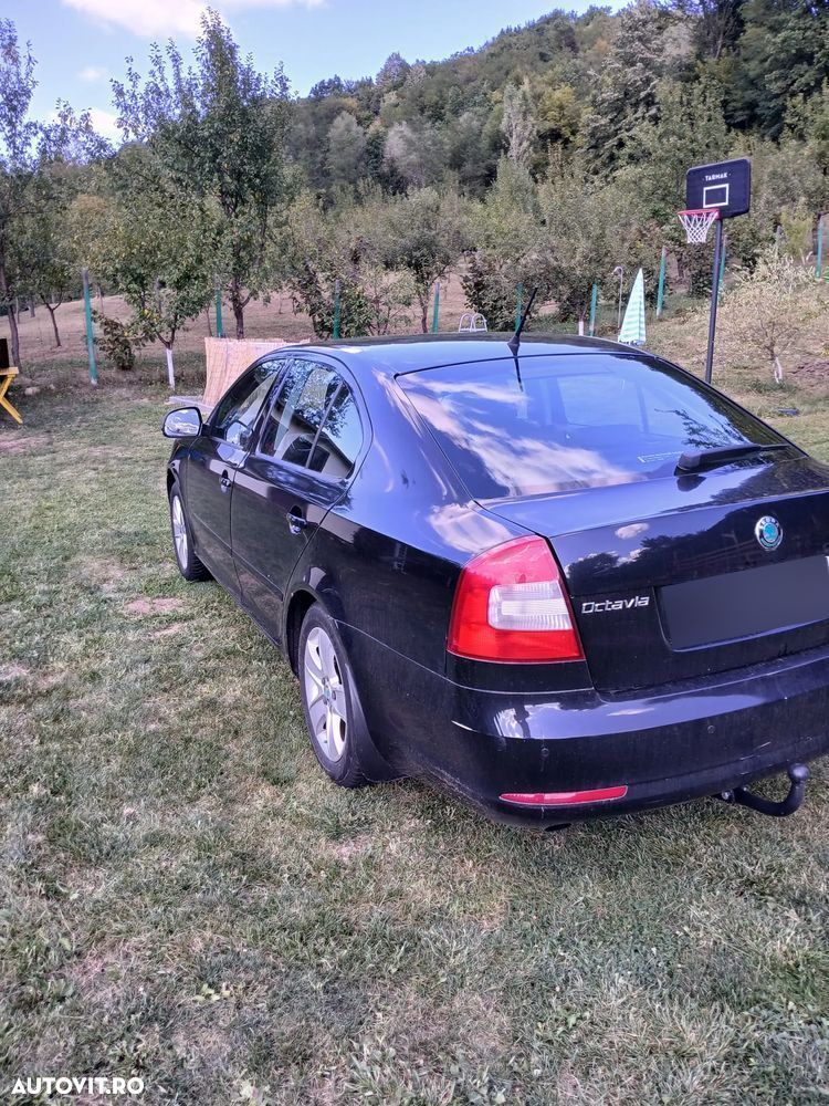 Skoda Octavia 2.0 TDI Business - 11