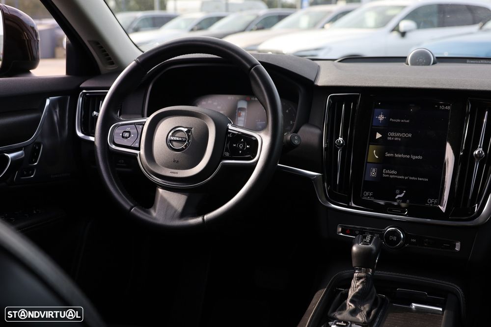 Volvo V90 Cross Country 2.0 D4 Pro AWD Geartronic - 32