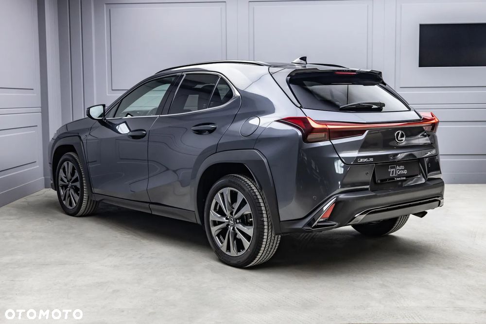 Lexus UX 250h F SPORT - 4