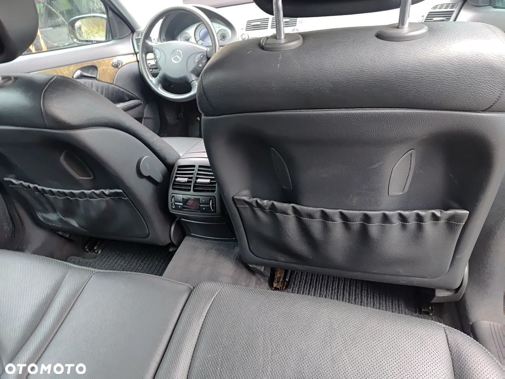 Mercedes-Benz Klasa E 500 Avantgarde Sport Edition - 23