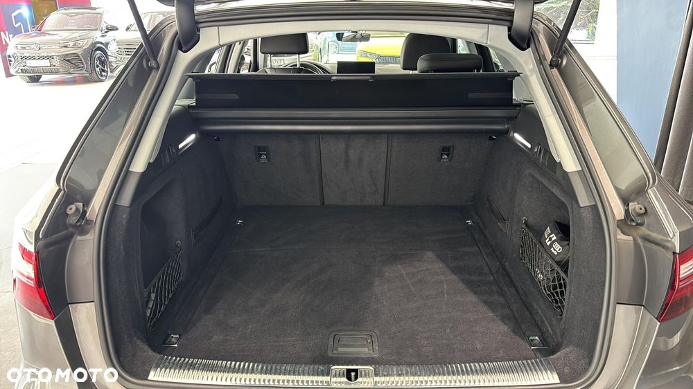 Audi A4 Allroad - 18