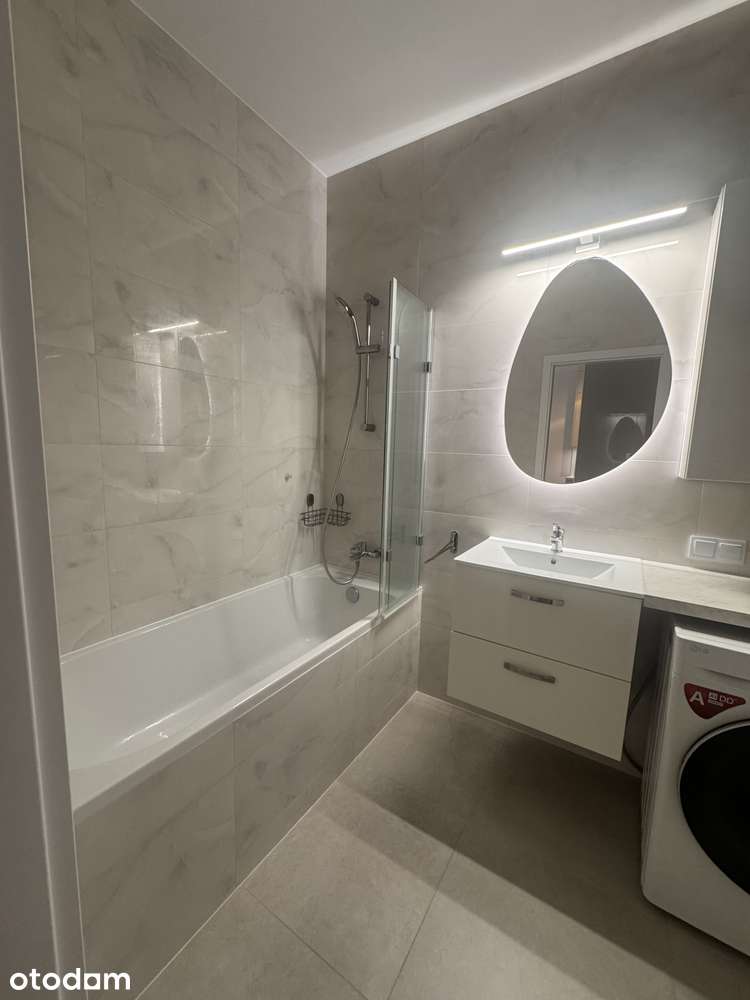 Nowe 2‑pokojowe mieszkanie 44 m² z klimatyzacją, balkonem i garażem
