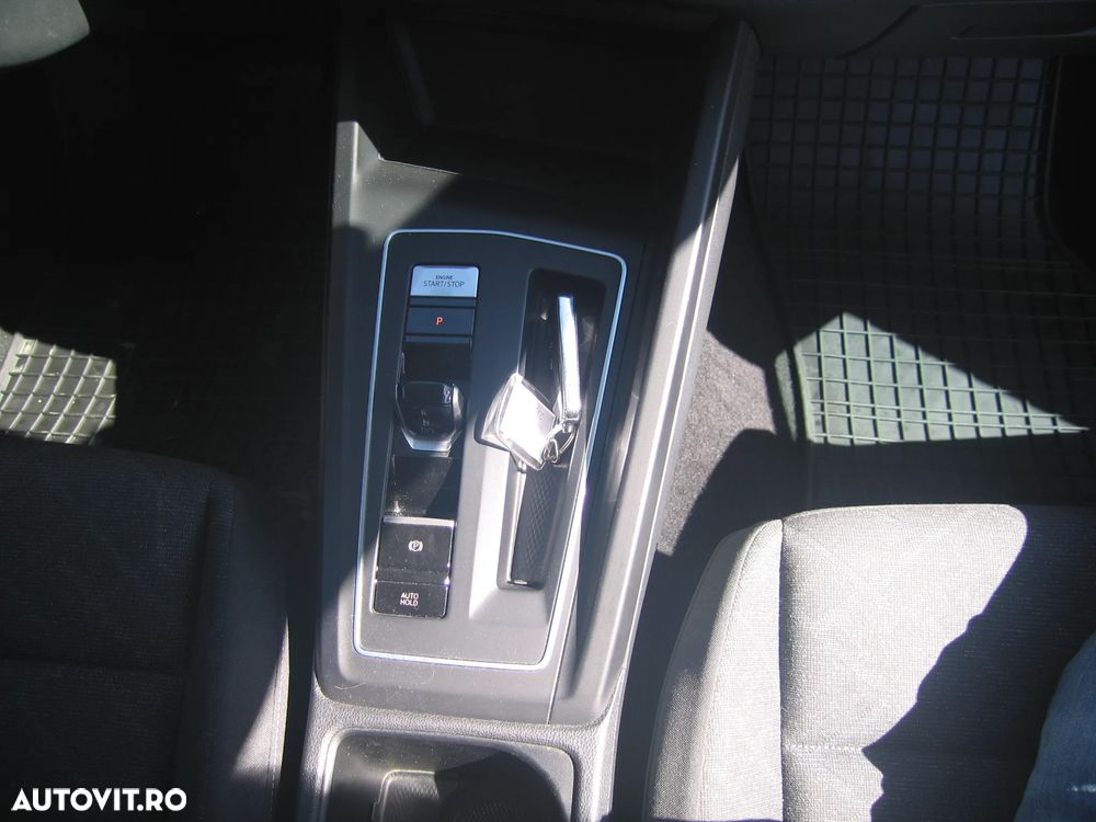 Volkswagen Golf 2.0 TDI DSG Highline - 30