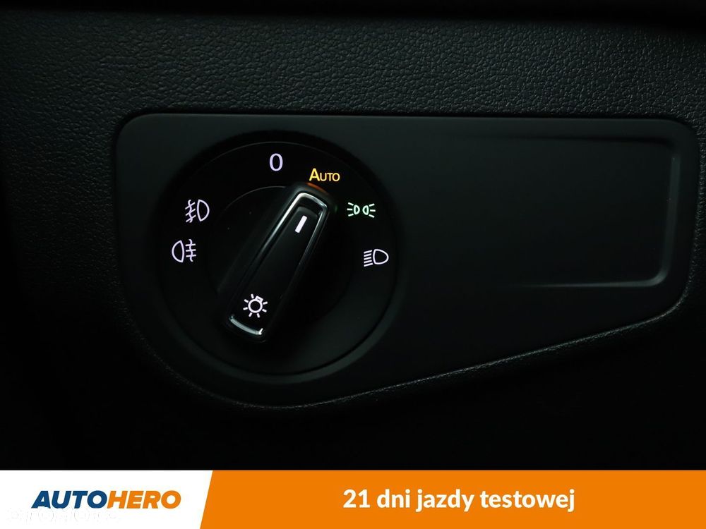 Volkswagen Tiguan - 36