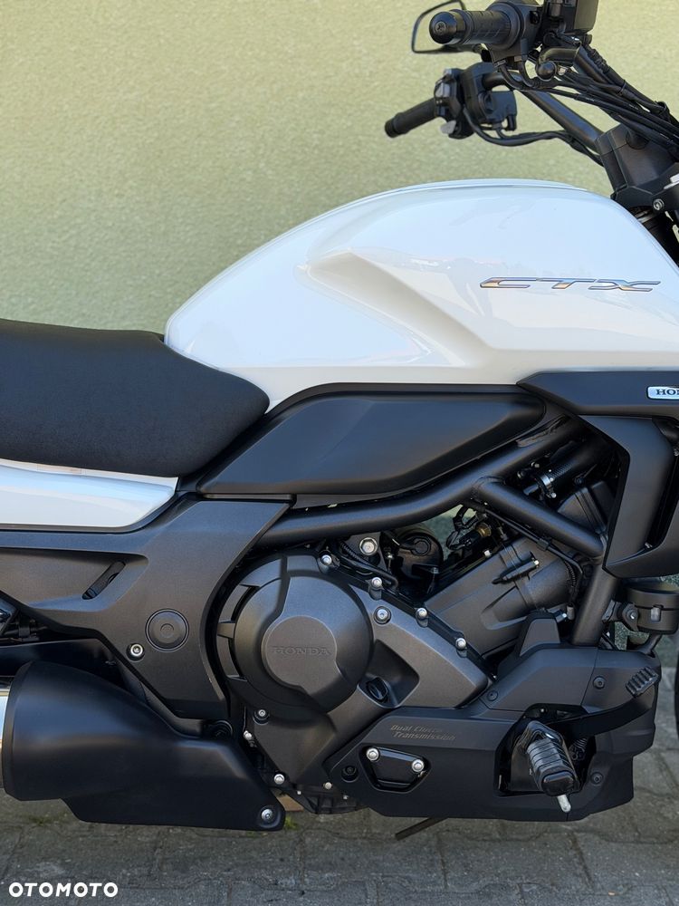 Honda CTX - 9